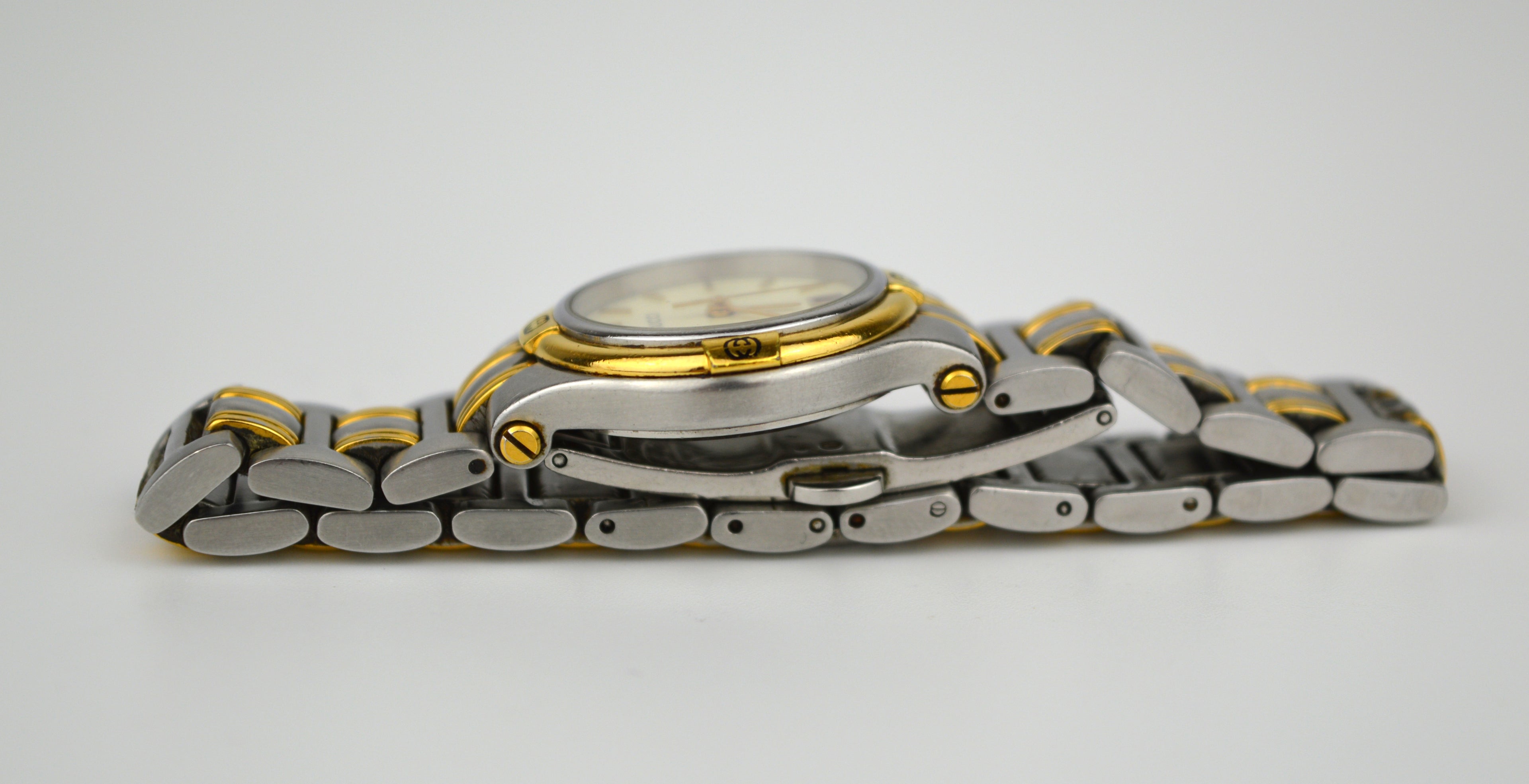 GUCCI 9040L VINTAGE WATCH COLLECTION
