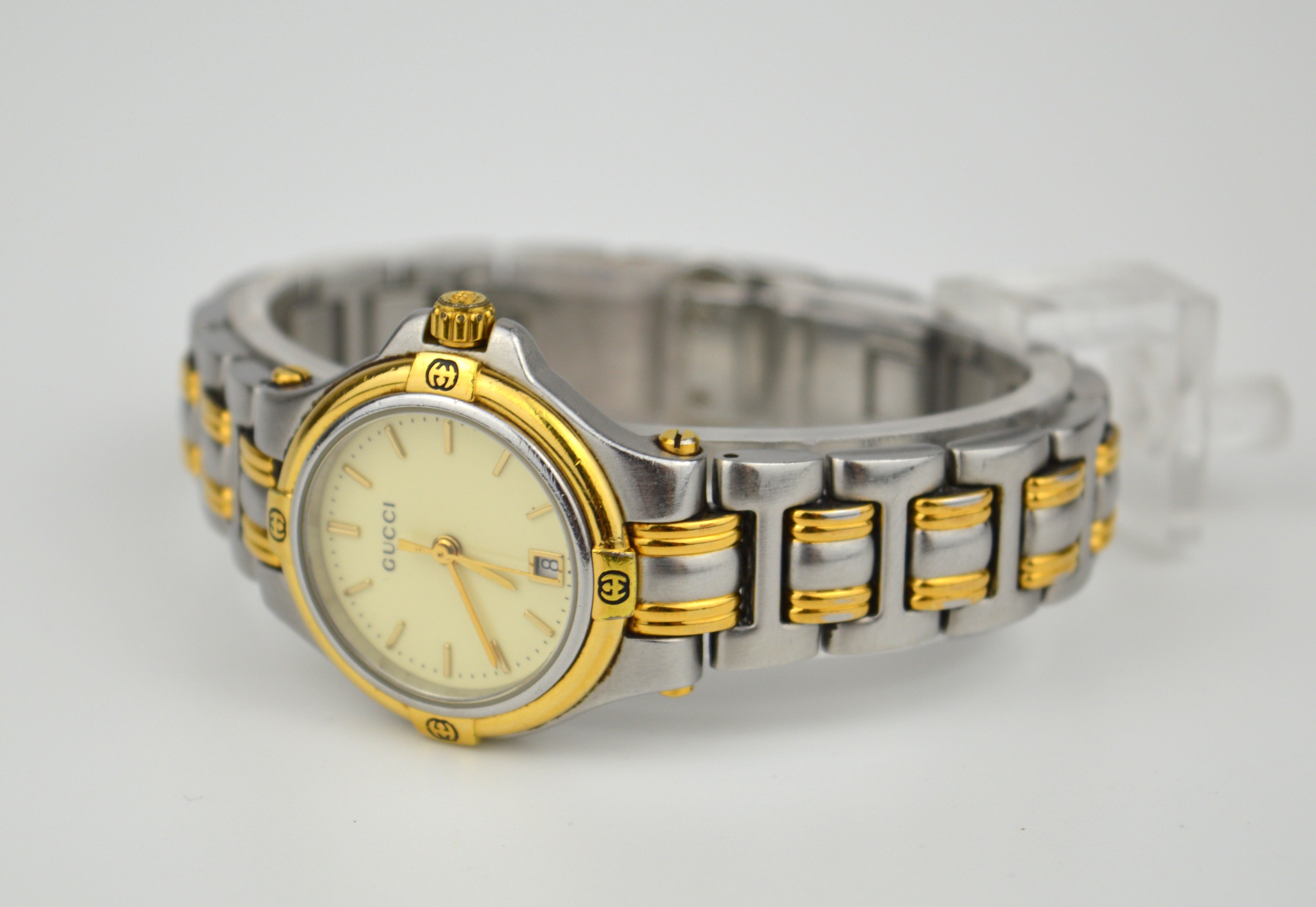 GUCCI 9040L VINTAGE WATCH COLLECTION
