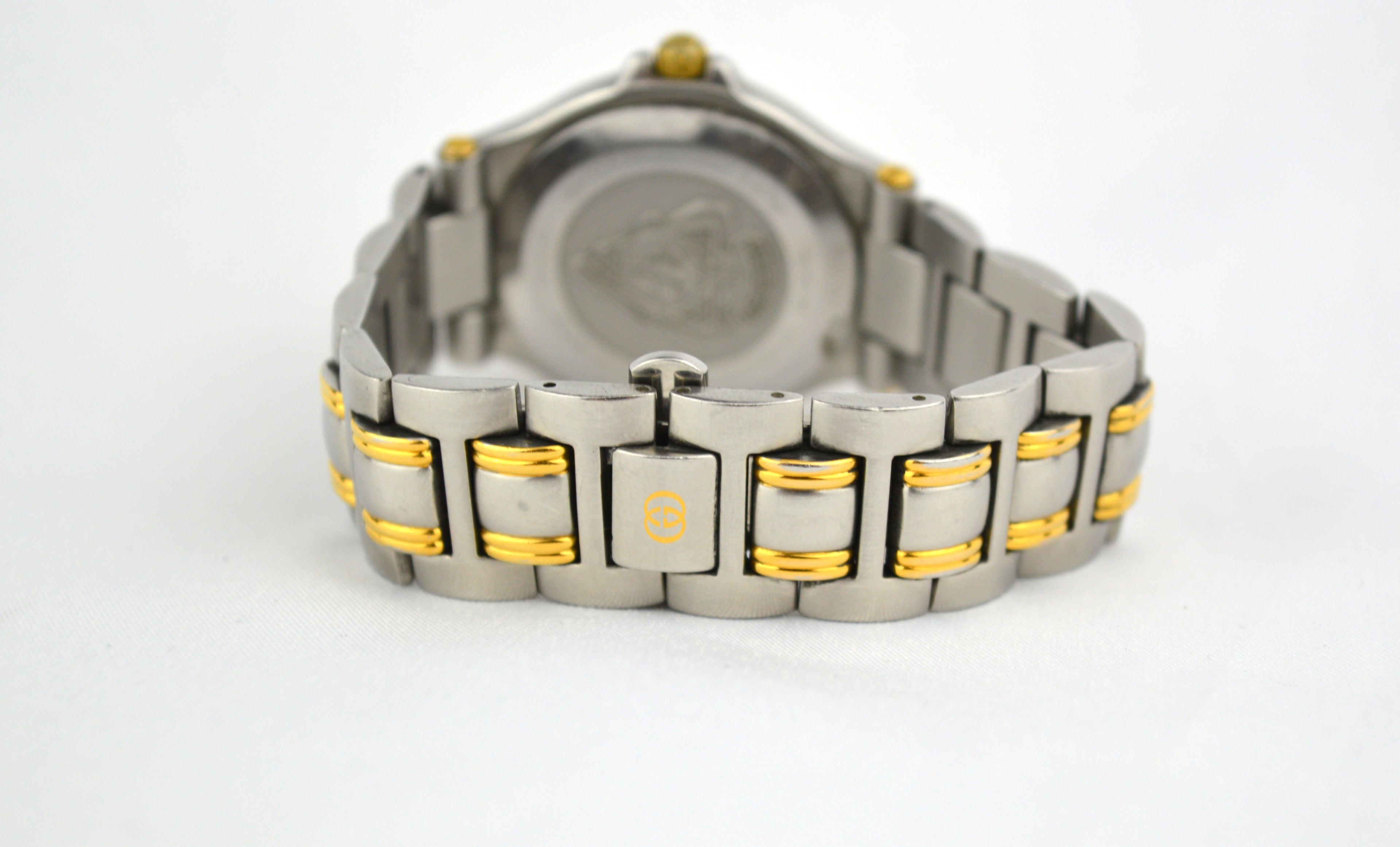 GUCCI 9040M VINTAGE WATCH UNISEX