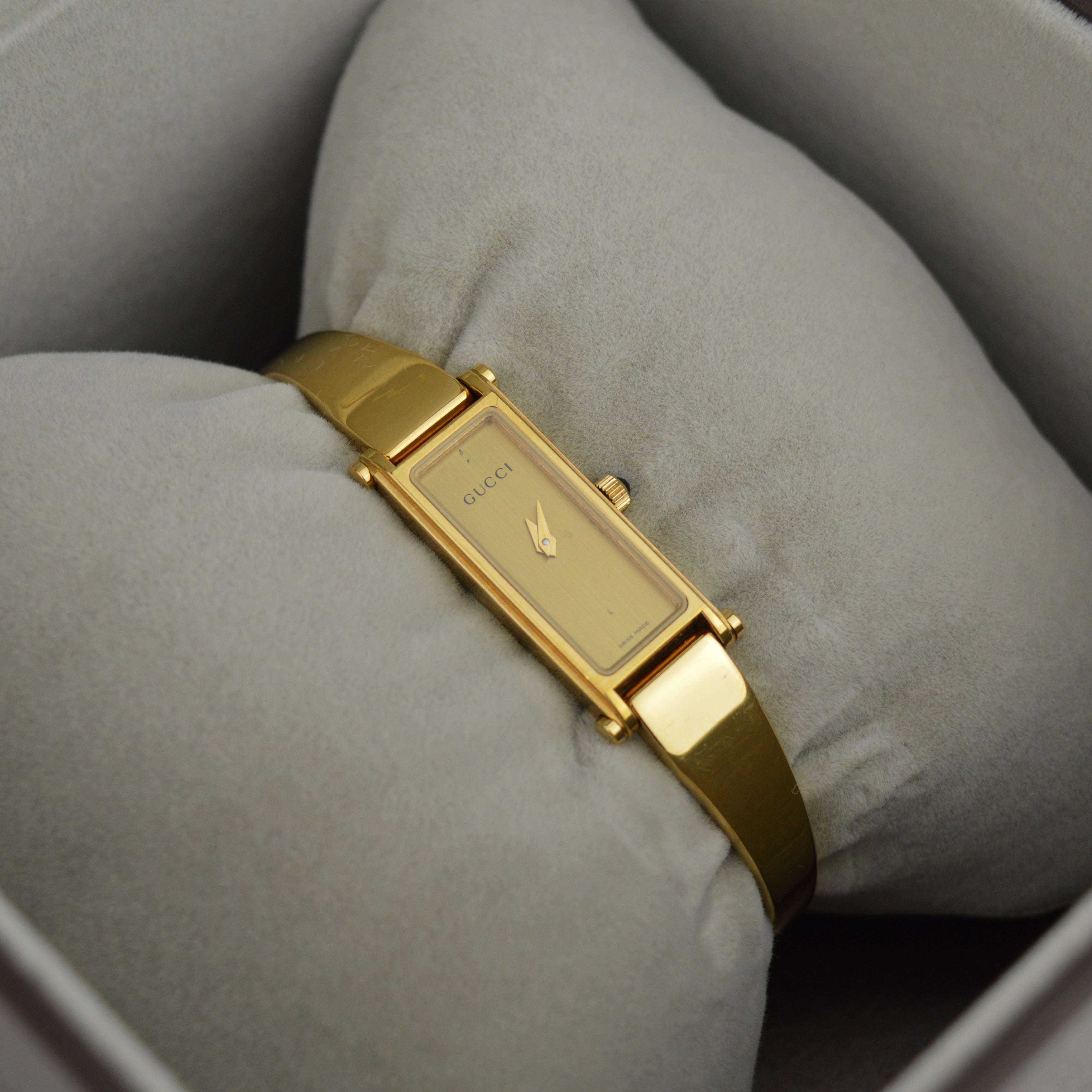 Gucci 1500L Golden Plated Watch With Box
