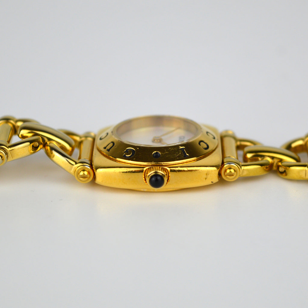 Gucci 6400L Shell Dial Vintage Watch