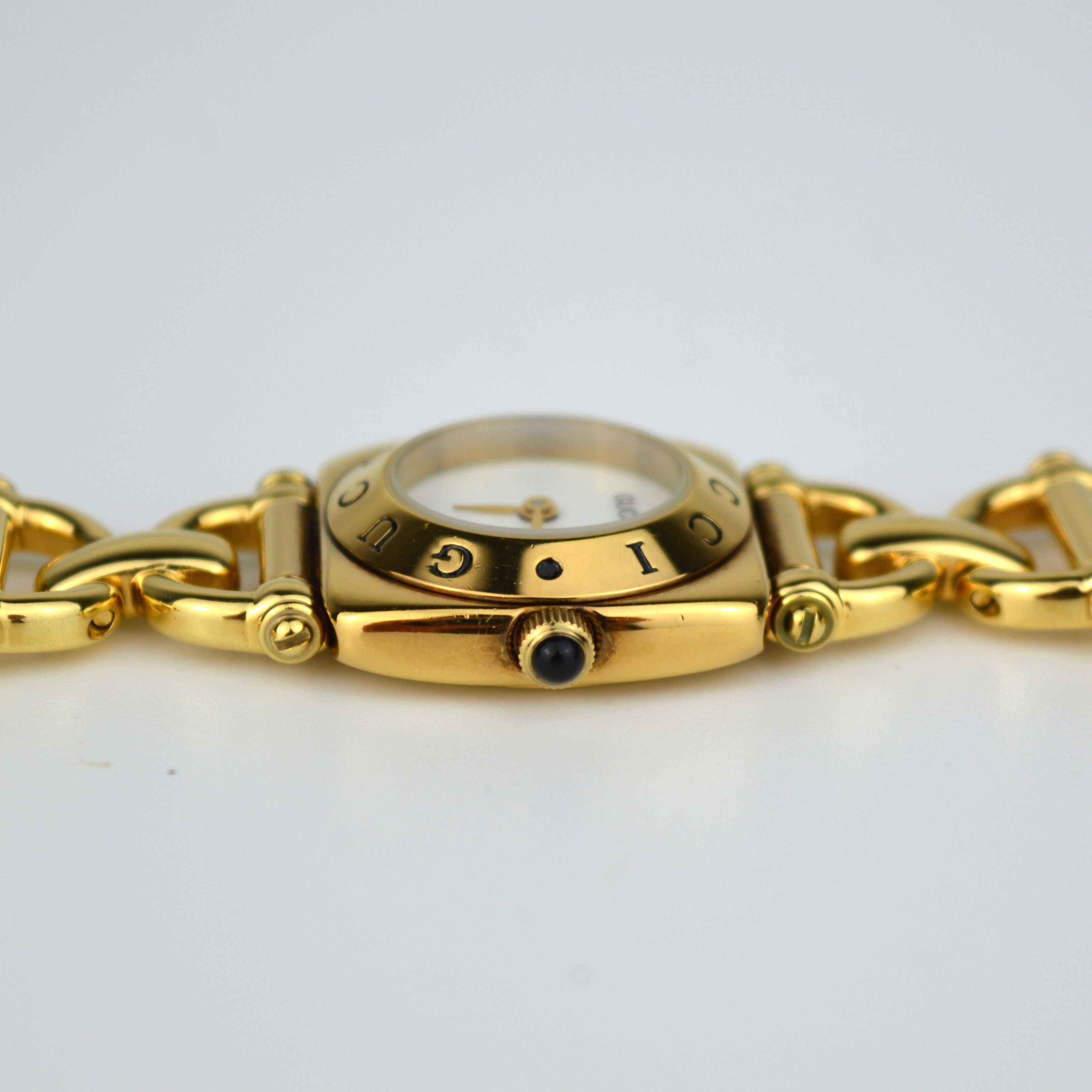 Gucci 6400L Golden Vintage Watch