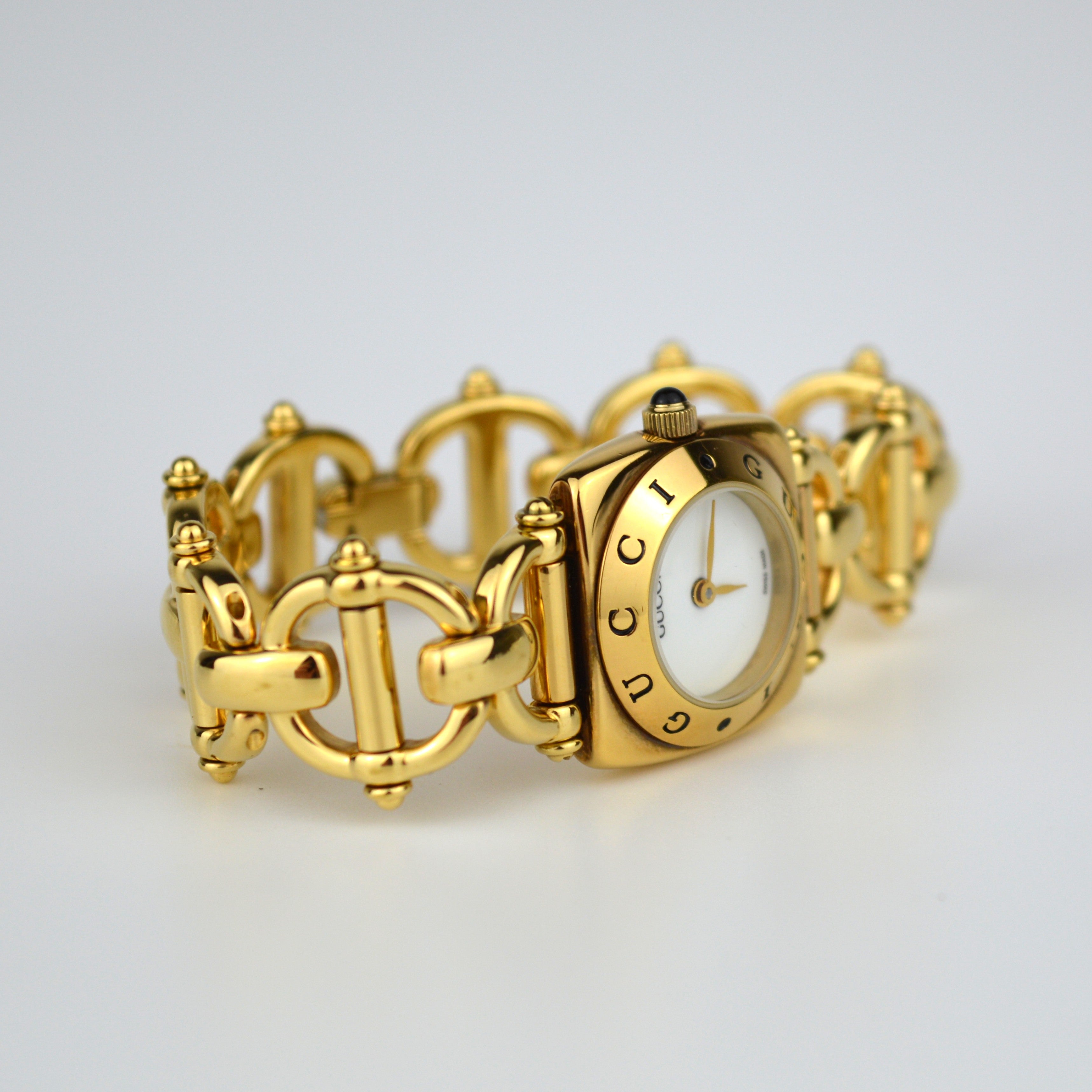 Gucci 6400L Golden Vintage Watch