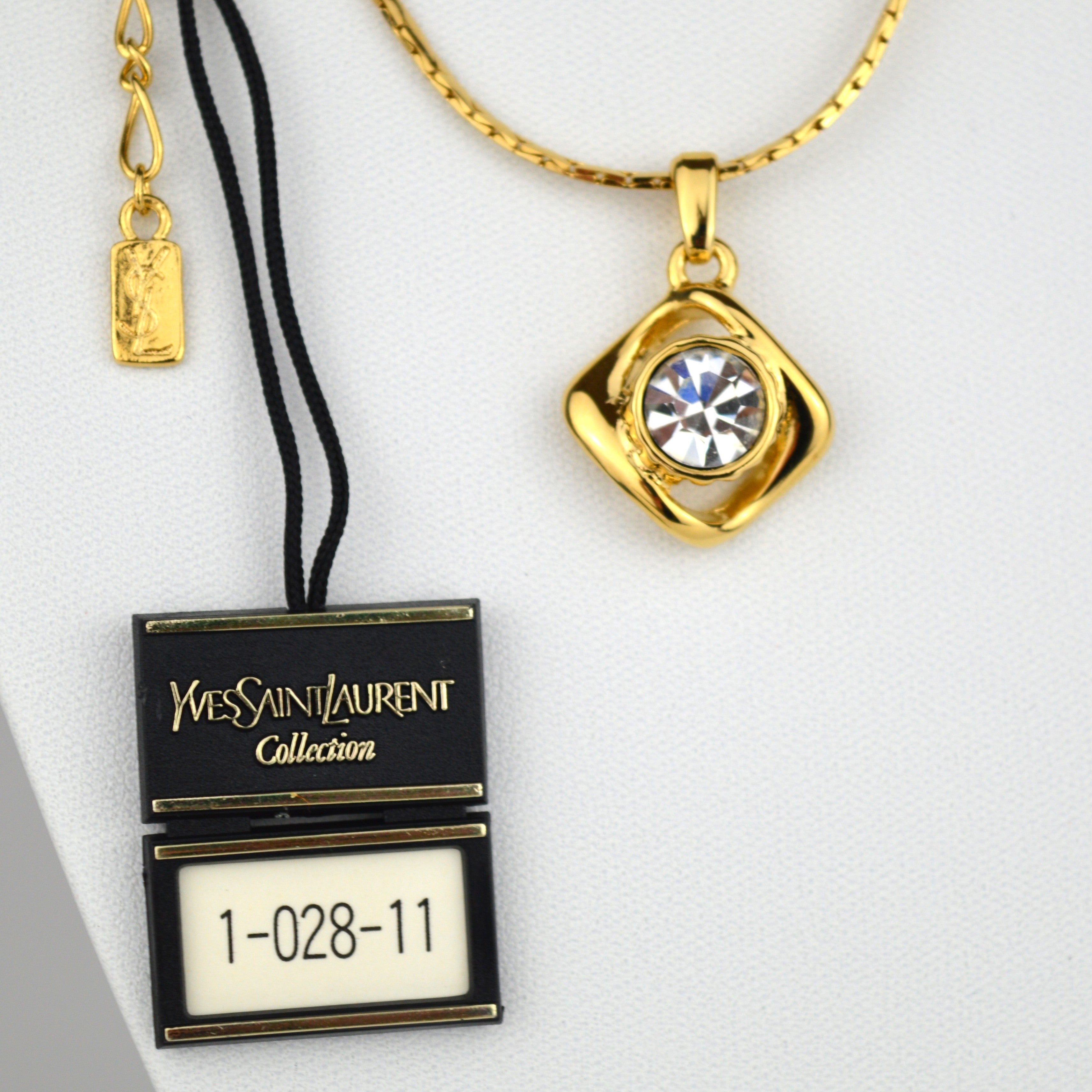 Yves Saint Laurent Vintage Collier Gold Plated