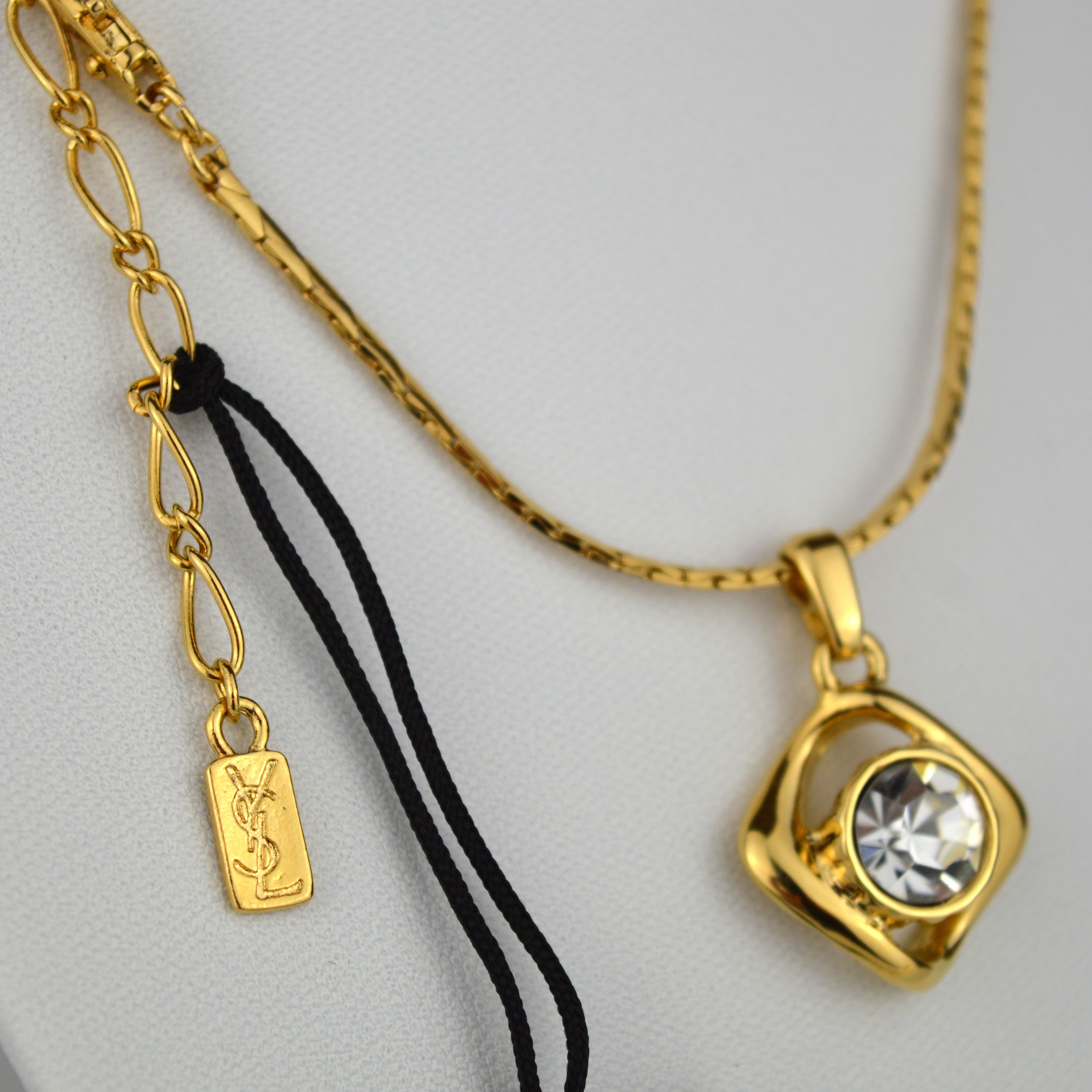 Yves Saint Laurent Vintage Collier Gold Plated