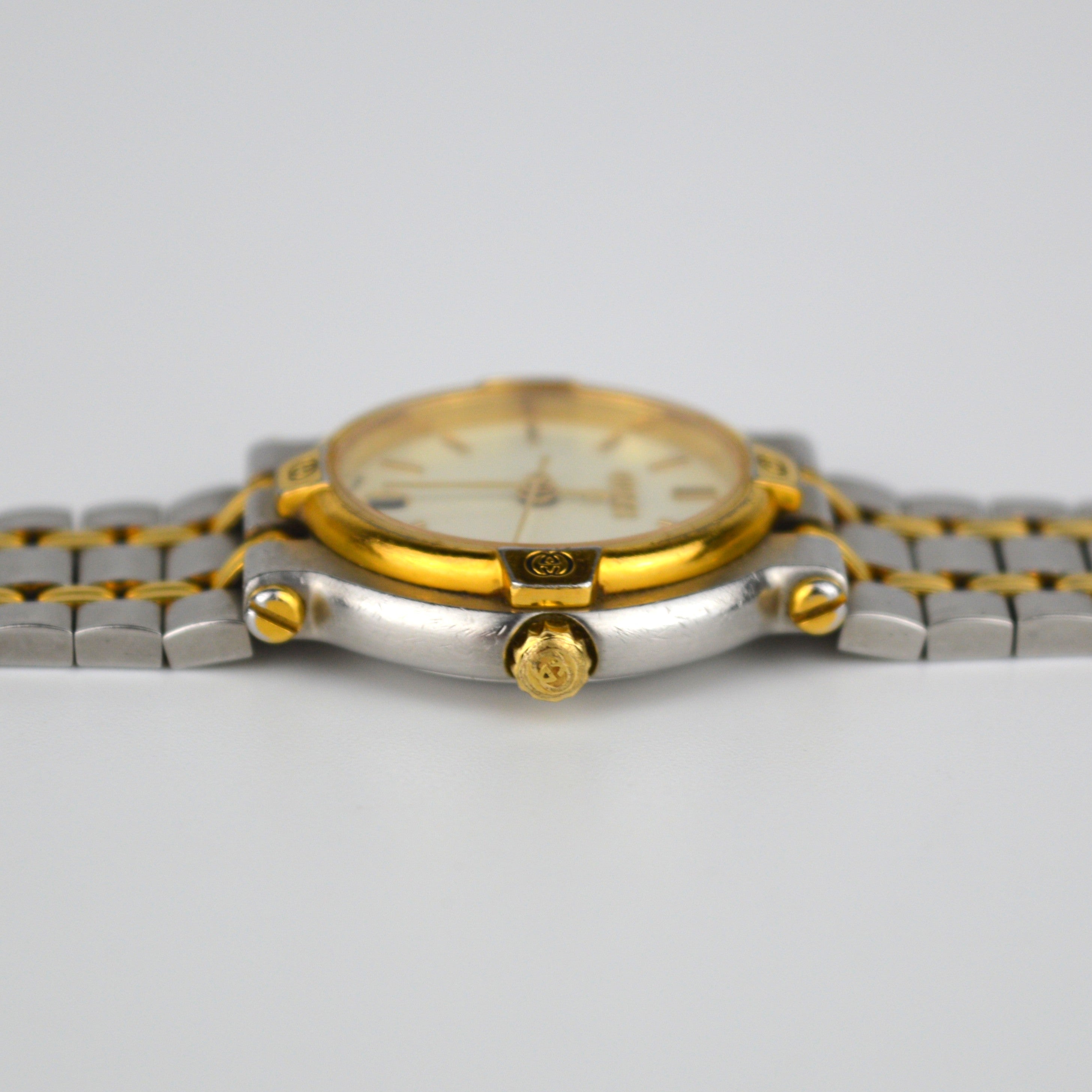 Gucci 9000L Watch with Box