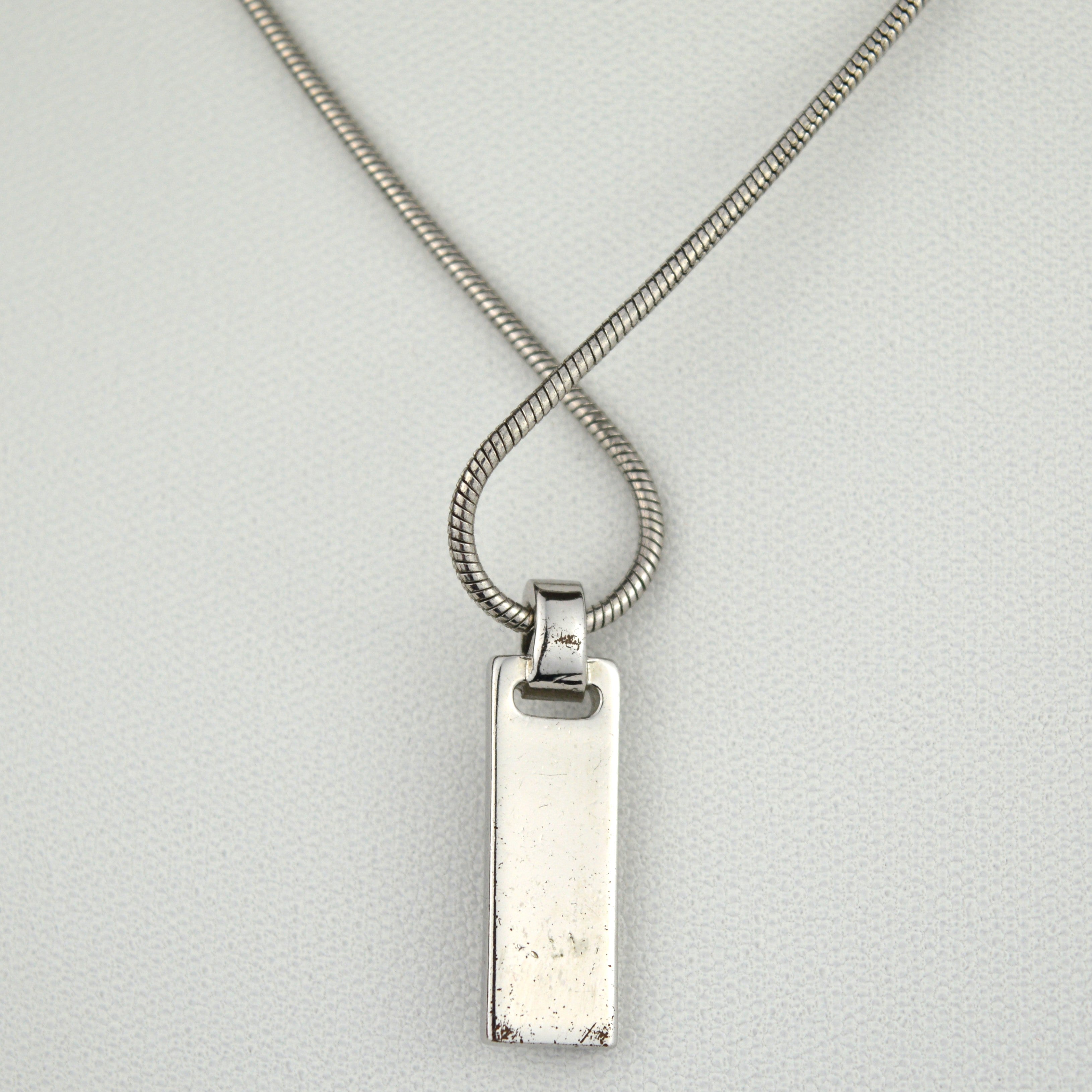 Dior Logo Label Silver Collier