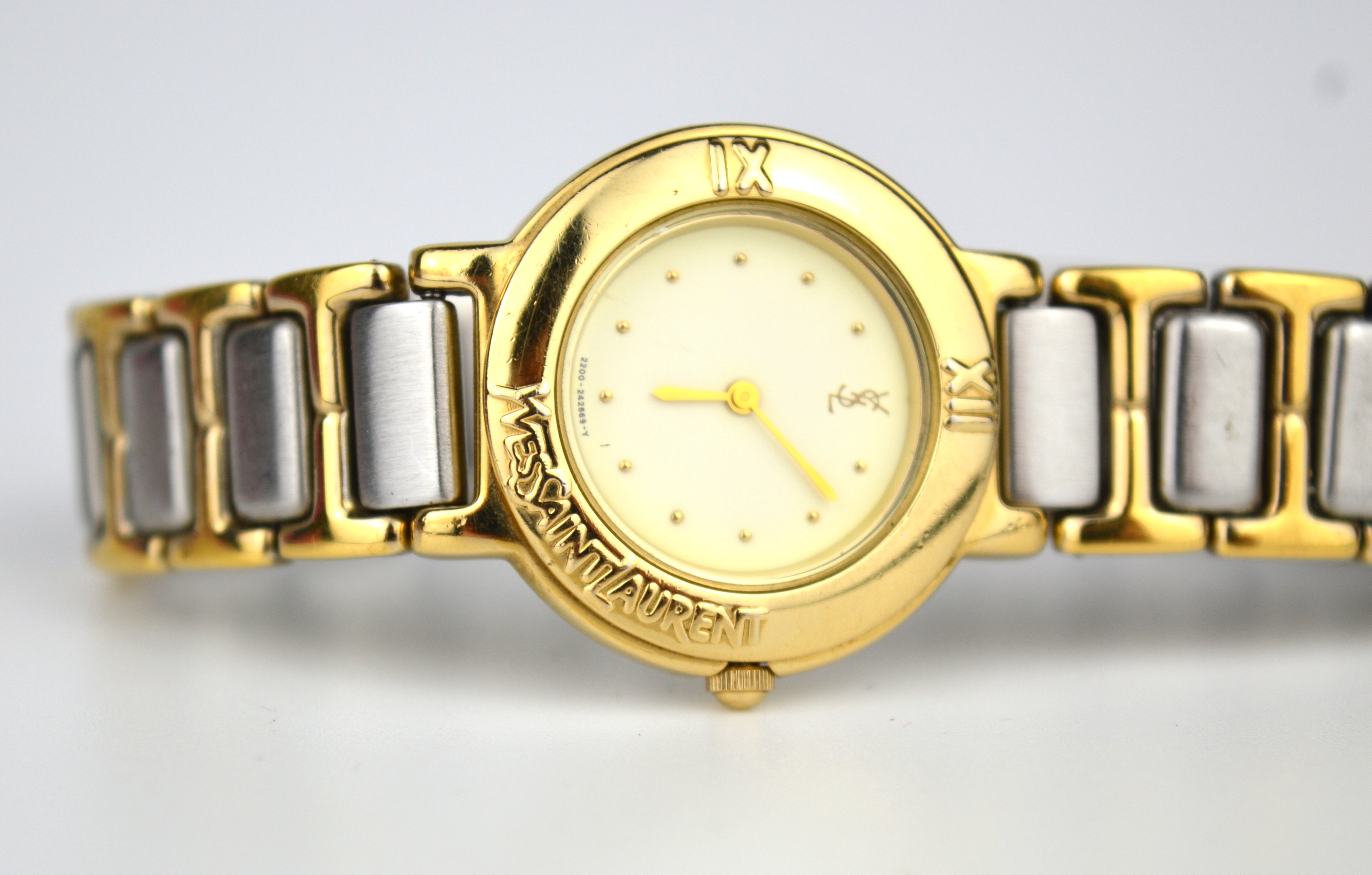 YSL VINTAGE COLLIER WATCH WITH BOX