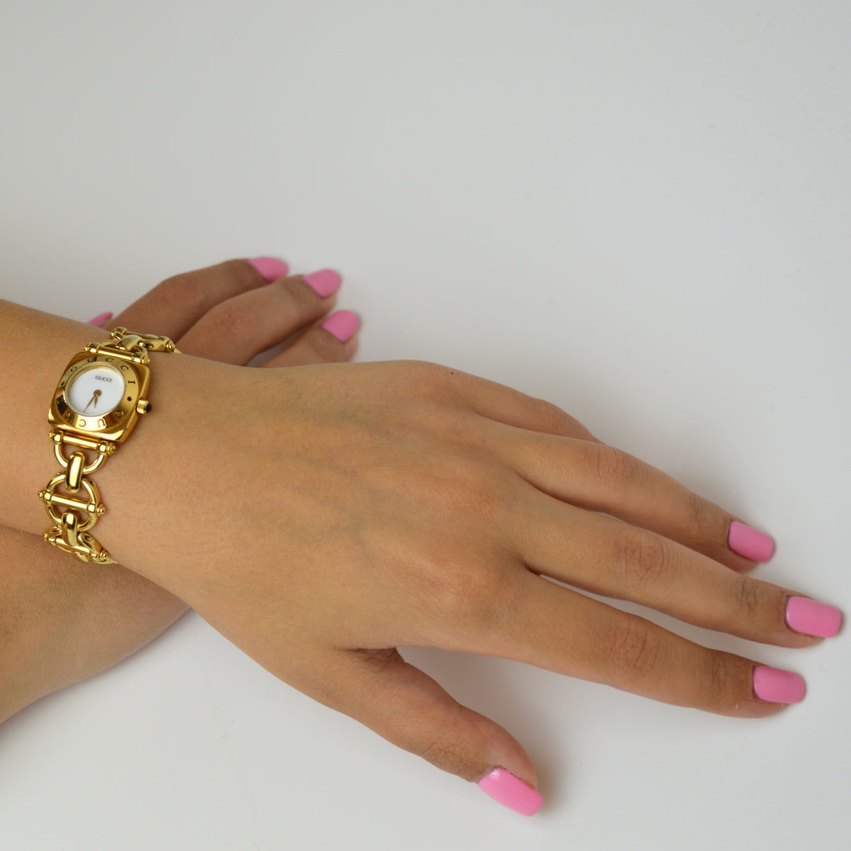 Gucci 6400L Shell Dial Vintage Watch
