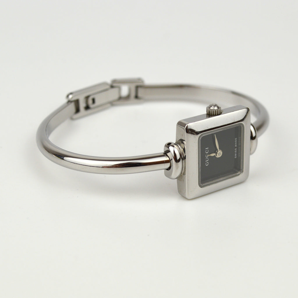 Gucci 1900L Bangle Vintage Watch