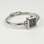 Gucci 1900L Bangle Vintage Watch