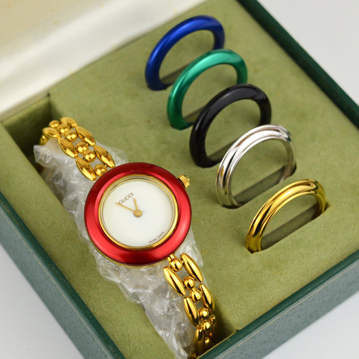 Gucci Change Bezel Watch 6 Bezels
